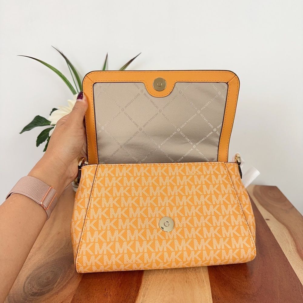 NWT Michael‎ Kors Jet Set Item Medium Convertible Pouchette Crossbody/Clutch Bag - Picture 5 of 8